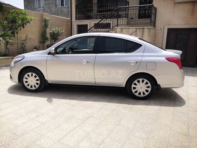 Nissan Sunny 2015, 105,000 km - 1.6 l - Bakı