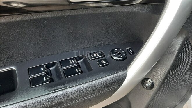 Kia Sorento 2012, 220,000 km - 2.0 l - Bakı