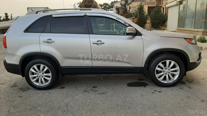 Kia Sorento 2012, 220,000 km - 2.0 l - Bakı