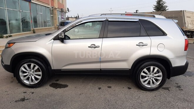 Kia Sorento 2012, 220,000 km - 2.0 l - Bakı