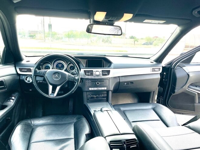 Mercedes E 220 2015, 273,000 km - 2.2 l - Bakı