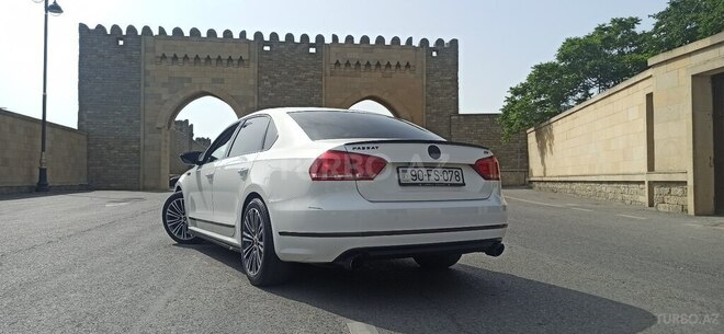 Volkswagen Passat 2012, 250,000 km - 2.5 л - Bakı