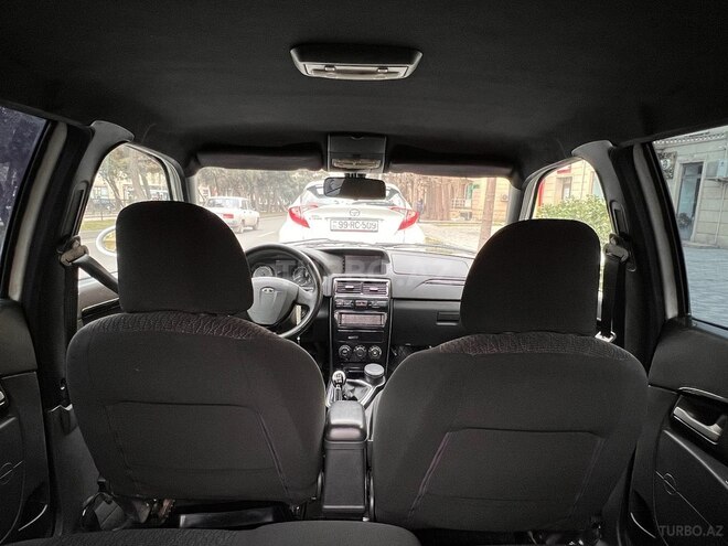LADA (VAZ) Priora 2011, 242,000 km - 1.6 l - Bakı