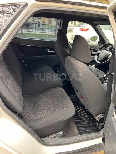 LADA (VAZ) Priora 2011, 242,000 km - 1.6 l - Bakı