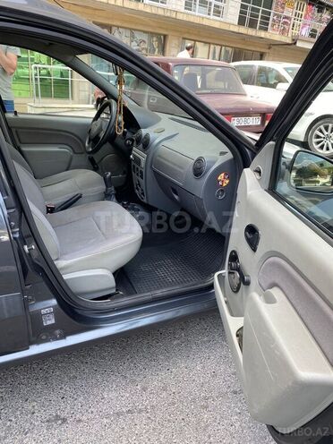 Dacia Logan 2007, 193,573 km - 1.5 l - Bakı