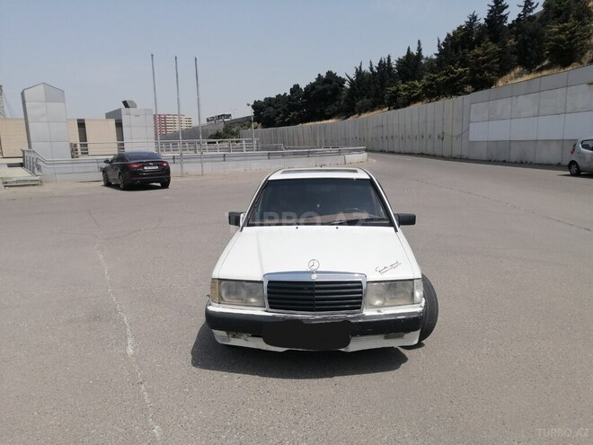 Mercedes 190 1989, 222,222 km - 2.0 l - Bakı