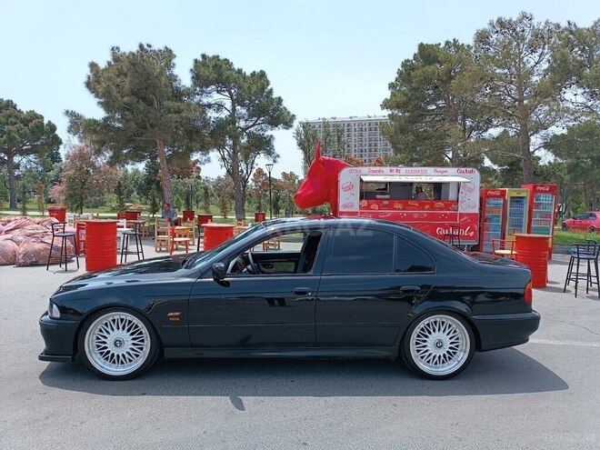 BMW 525 1999, 258,000 km - 2.5 l - Bakı