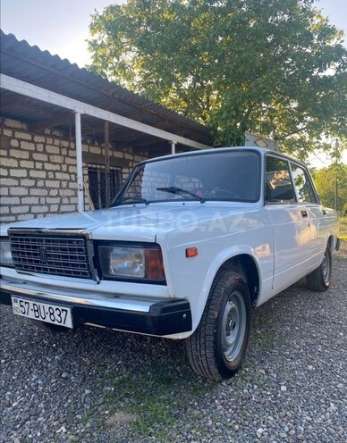 LADA (VAZ) 2107 2007, 52,000 km - 1.6 l - Qazax