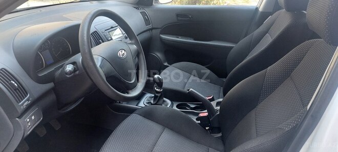 Hyundai i30 2011, 135,000 km - 1.4 l - Bakı