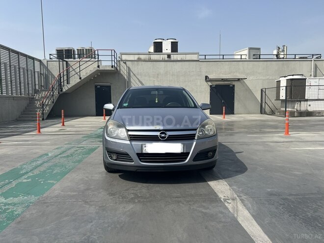 Opel Astra 2005, 288,000 km - 1.4 l - Bakı