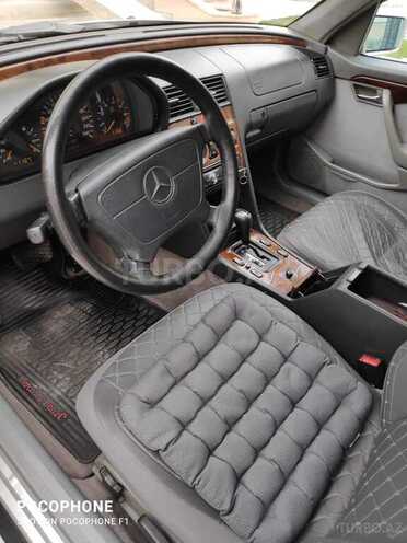 Mercedes C 200 1997, 310,000 km - 2.0 l - Bakı