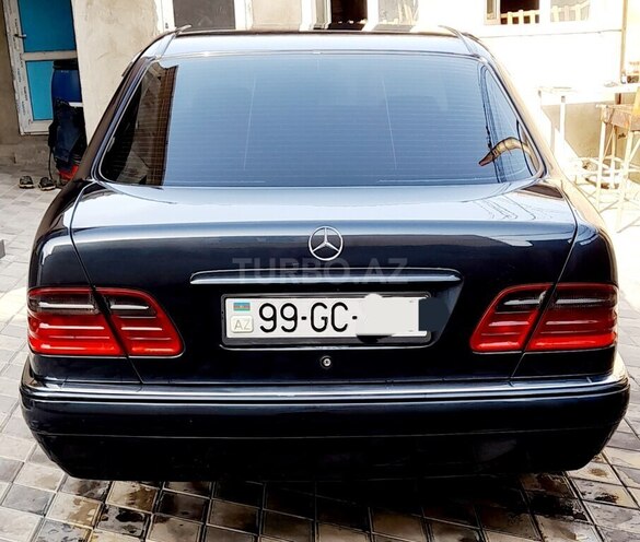 Mercedes E 220 1998, 426,000 km - 2.2 l - Bakı