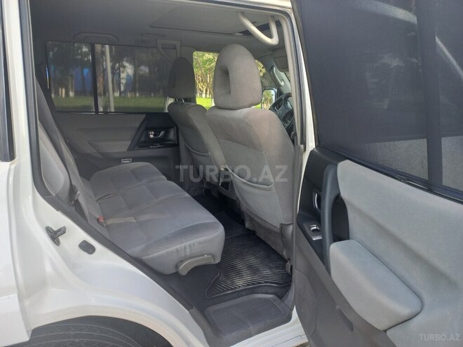 Mitsubishi Pajero 2003, 187,000 km - 3.0 l - Bakı