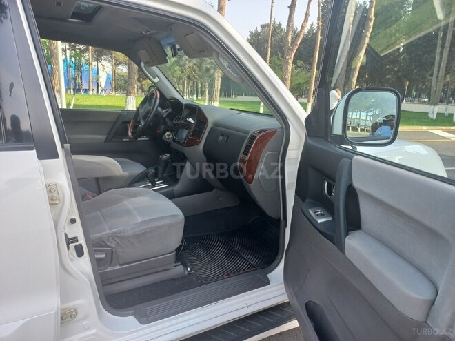 Mitsubishi Pajero 2003, 187,000 km - 3.0 l - Bakı