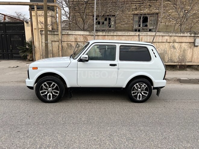 LADA (VAZ) Niva 2015, 85,000 km - 1.7 l - Lerik