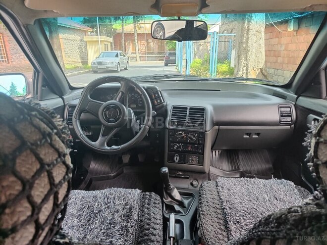 LADA (VAZ) 2112 2001, 250,000 km - 1.5 л - Zaqatala
