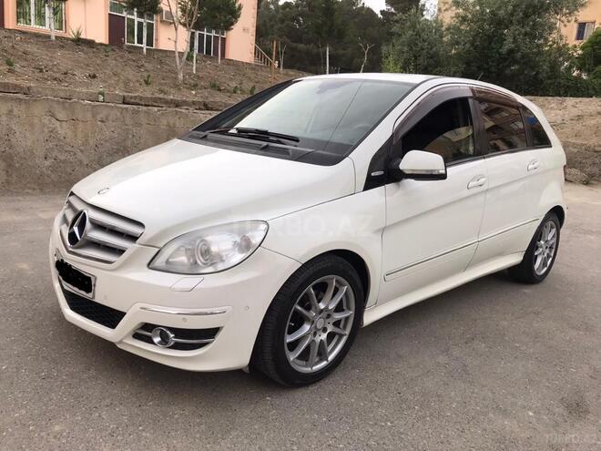 Mercedes B 170 2009, 174,000 km - 1.7 л - Sumqayıt