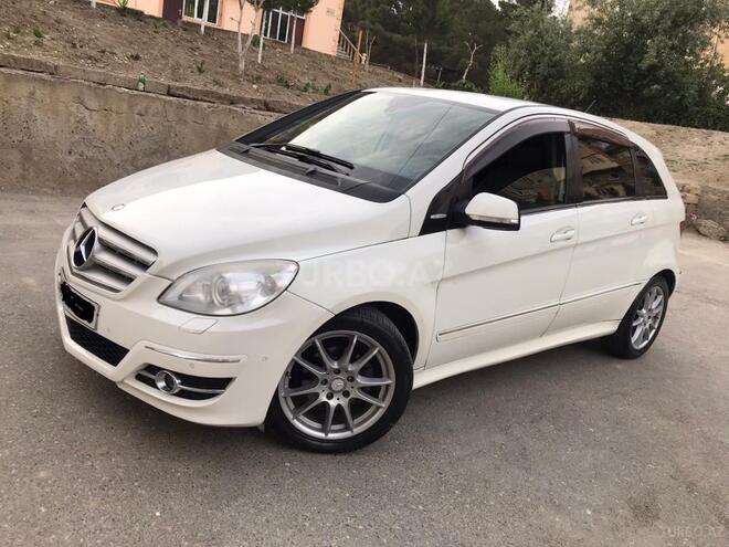 Mercedes B 170 2009, 174,000 km - 1.7 л - Sumqayıt