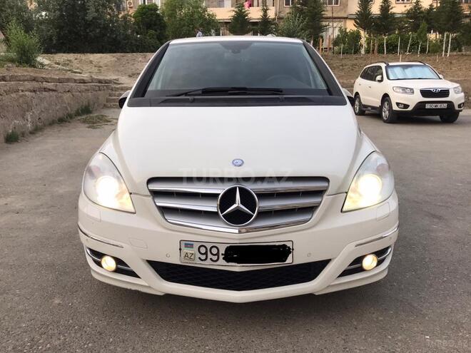 Mercedes B 170 2009, 174,000 km - 1.7 л - Sumqayıt