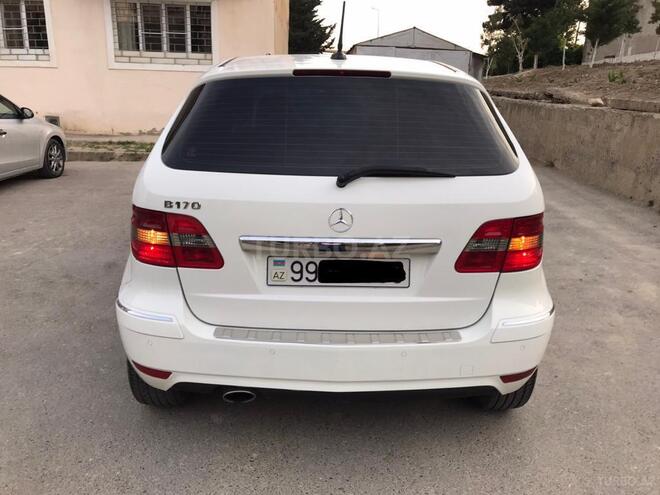 Mercedes B 170 2009, 174,000 km - 1.7 л - Sumqayıt
