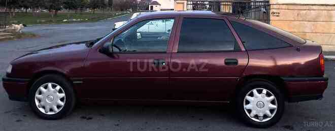 Opel Vectra 1992, 365,000 km - 2.0 l - Zaqatala
