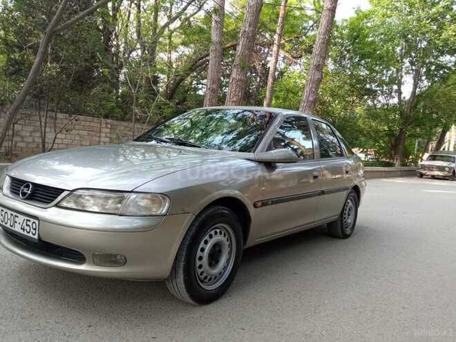 Opel Vectra 1996, 246,247 km - 2.0 l - Sumqayıt