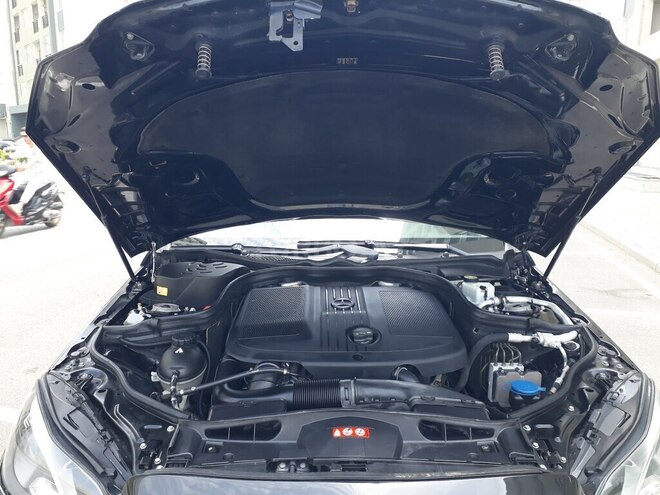 Mercedes E 220 2014, 269,500 km - 2.2 l - Bakı