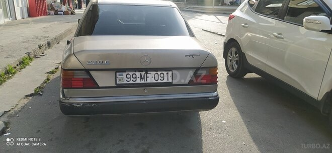 Mercedes E 230 1990, 620,000 km - 2.3 л - Bakı