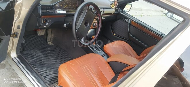 Mercedes E 230 1990, 620,000 km - 2.3 л - Bakı