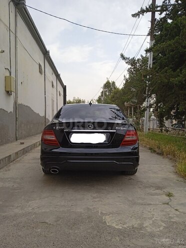 Mercedes C 180 2014, 198,724 km - 1.8 l - Sabirabad