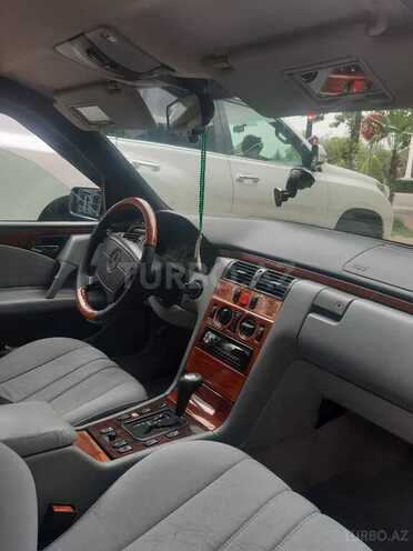 Mercedes E 230 1996, 287,569 km - 2.3 l - Bakı
