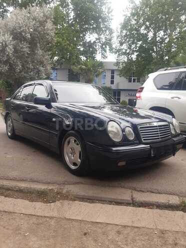 Mercedes E 230 1996, 287,569 km - 2.3 l - Bakı