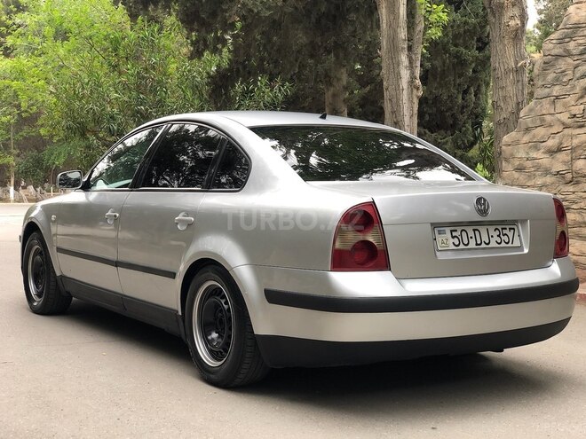 Volkswagen Passat 2003, 261,000 km - 1.8 л - Bakı