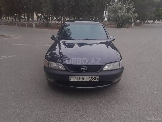 Opel Vectra 1996, 290,000 km - 2.0 l - Sumqayıt