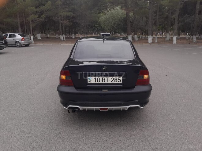 Opel Vectra 1996, 290,000 km - 2.0 l - Sumqayıt