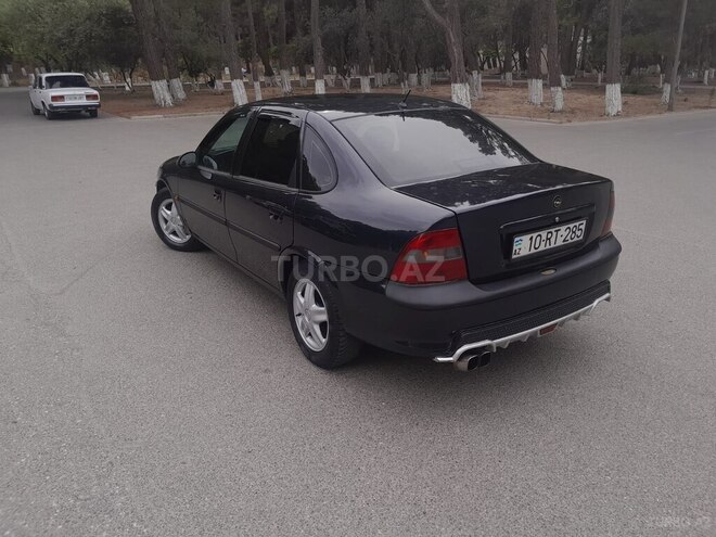 Opel Vectra 1996, 290,000 km - 2.0 l - Sumqayıt