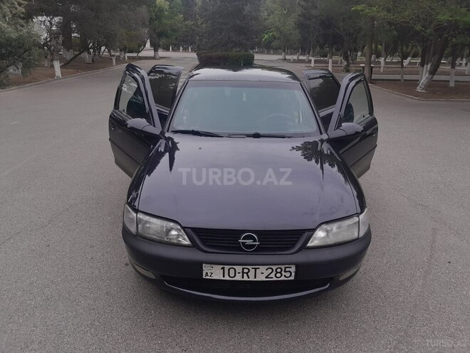 Opel Vectra 1996, 290,000 km - 2.0 l - Sumqayıt