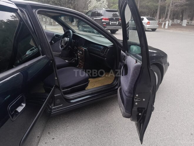 Opel Vectra 1996, 290,000 km - 2.0 l - Sumqayıt