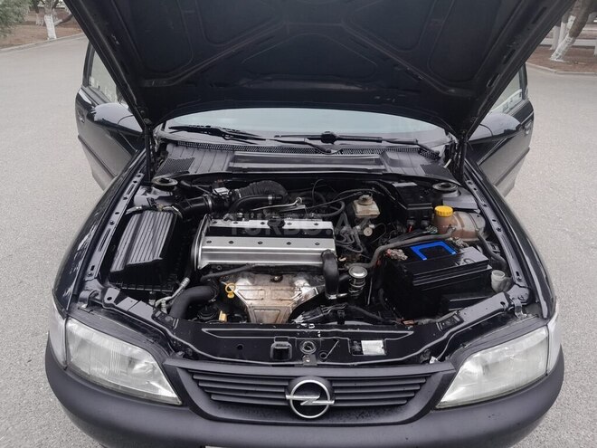Opel Vectra 1996, 290,000 km - 2.0 l - Sumqayıt