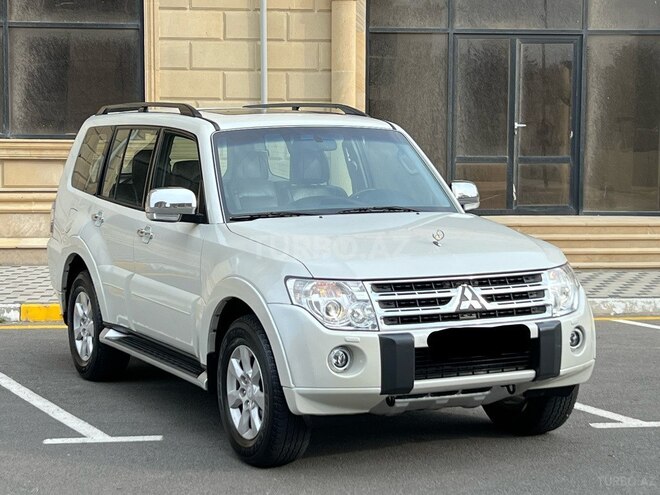 Mitsubishi Pajero 2009, 161,000 km - 3.5 л - Sumqayıt