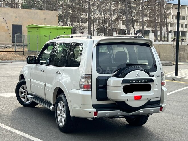 Mitsubishi Pajero 2009, 161,000 km - 3.5 л - Sumqayıt