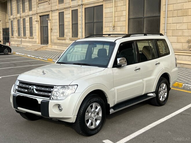Mitsubishi Pajero 2009, 161,000 km - 3.5 л - Sumqayıt