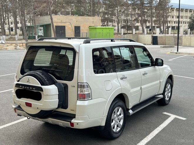 Mitsubishi Pajero 2009, 161,000 km - 3.5 л - Sumqayıt