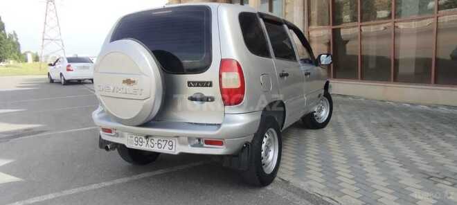 Chevrolet Niva 2003, 274,000 km - 1.7 л - İsmayıllı