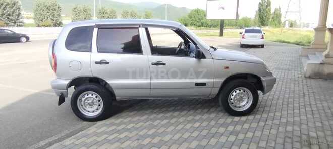 Chevrolet Niva 2003, 274,000 km - 1.7 л - İsmayıllı