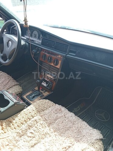 Mercedes 190 1992, 253,698 km - 1.8 л - Bakı