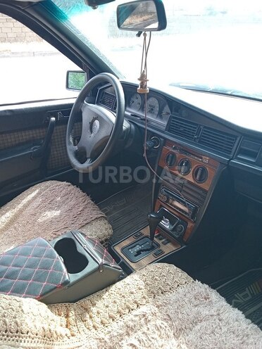Mercedes 190 1992, 253,698 km - 1.8 л - Bakı