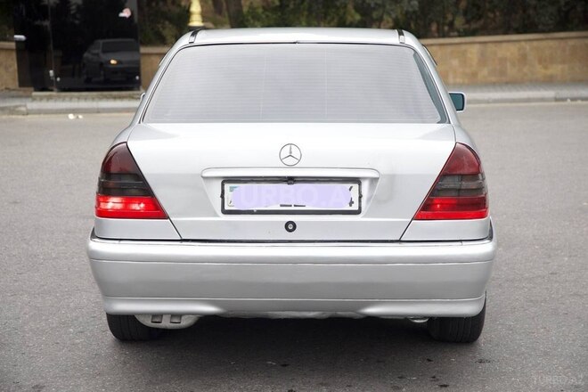 Mercedes C 200 1998, 300,000 km - 2.0 l - Bakı