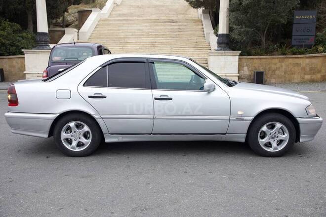 Mercedes C 200 1998, 300,000 km - 2.0 l - Bakı