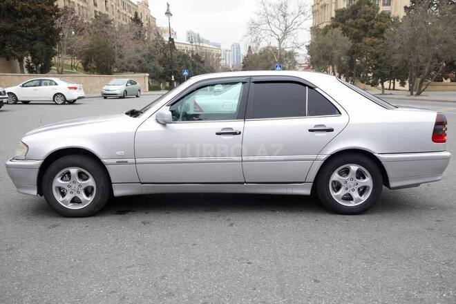 Mercedes C 200 1998, 300,000 km - 2.0 l - Bakı